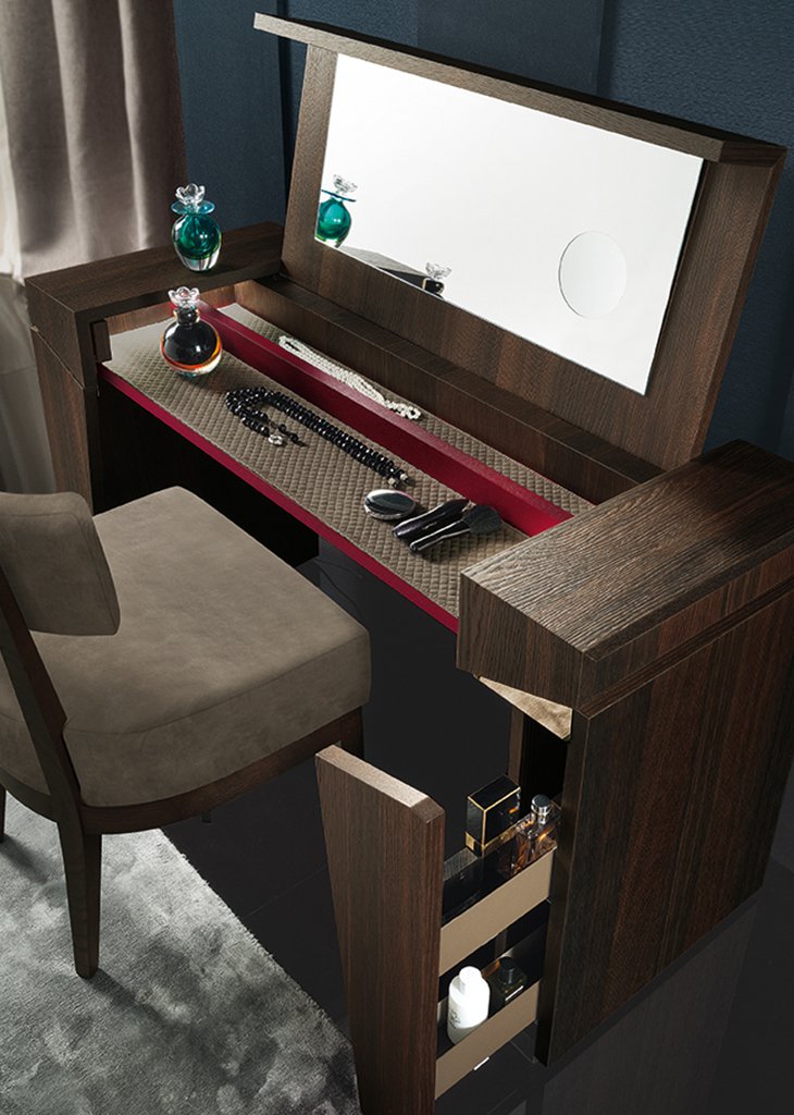 Accademia Vanity | Vrxco.com