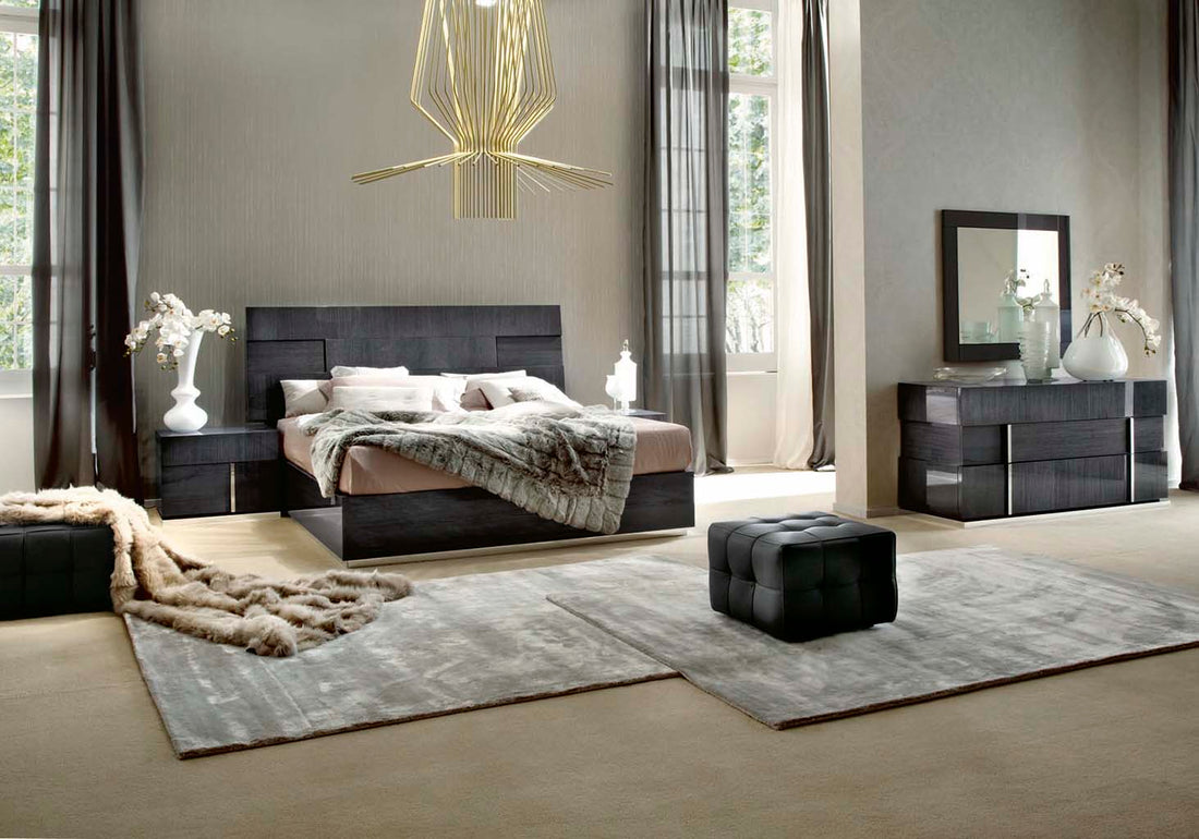 "Montecarlo Bedroom Set - Classic and Elegant Bedroom Furniture"| Vrxco.com