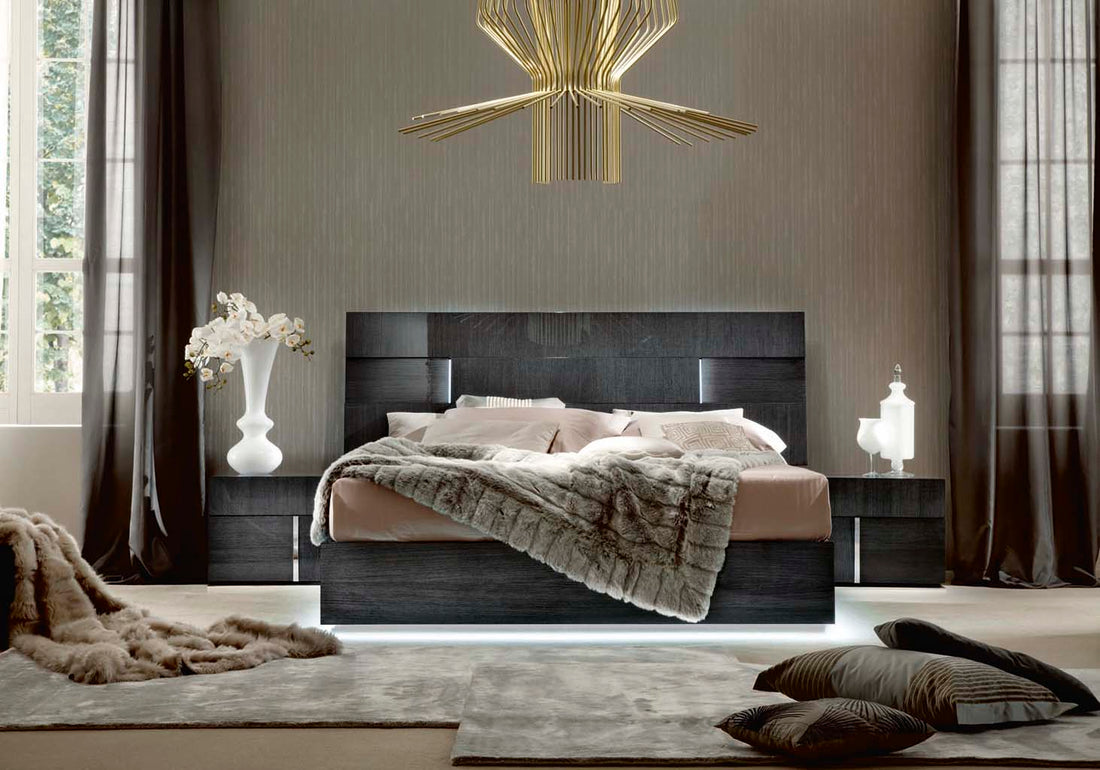 "Montecarlo Bedroom Set - Classic and Elegant Bedroom Furniture"| Vrxco.com