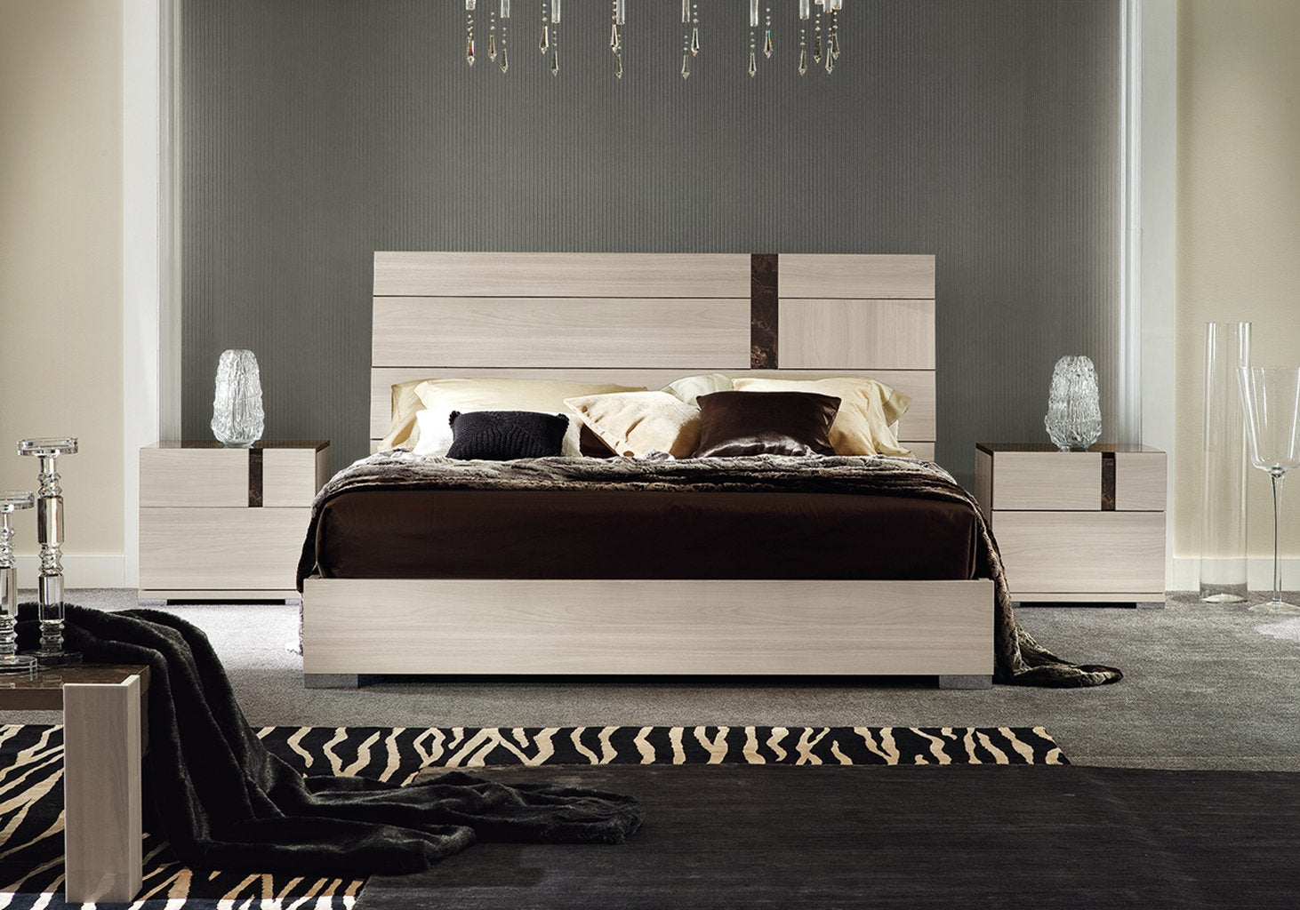 Teodora Bedroom Set with timeless design | Vrxco.com